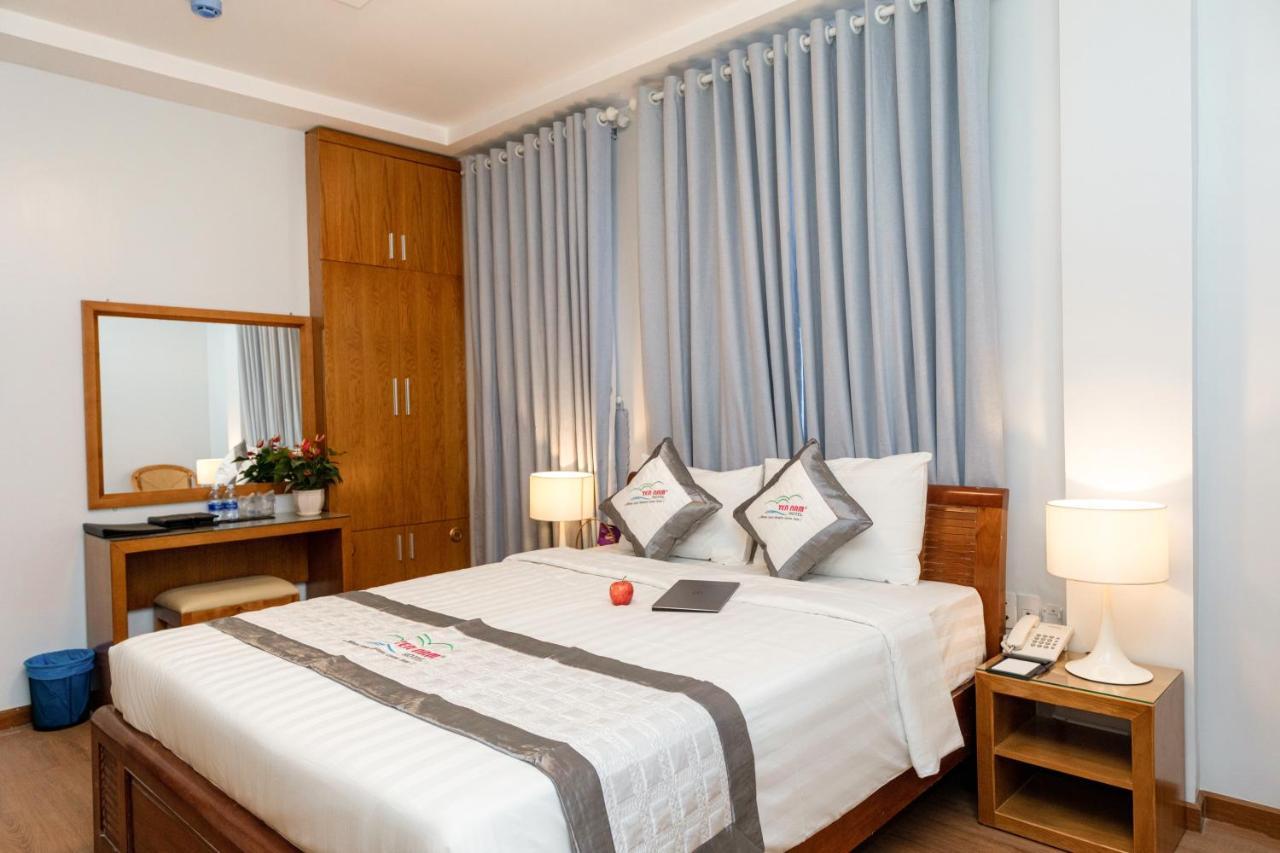 RedDoorz Yen Nam Hotel Hoang Van Thu Ho-Chi-Minh-Stadt Exterior foto